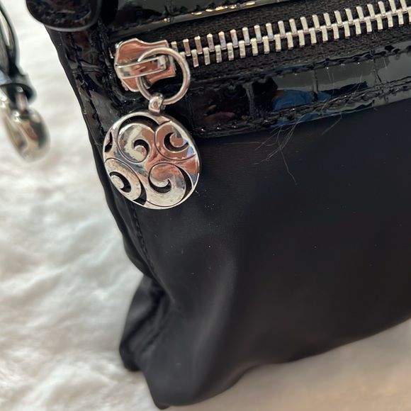 Brighton GoGo Crossbody Blk/Blk Croco - Picture 4 of 15